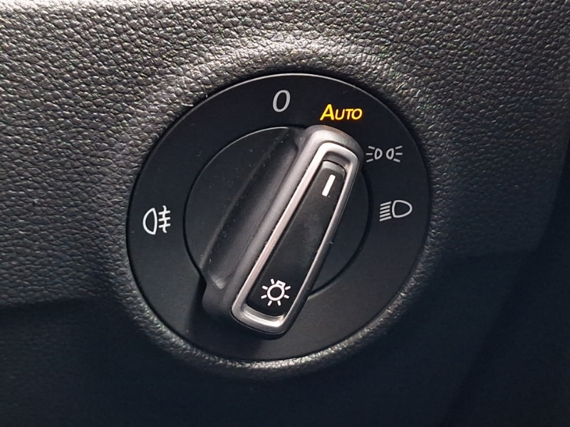 Used Volkswagen T-Roc 2018 for sale - 78113614: Photo 16