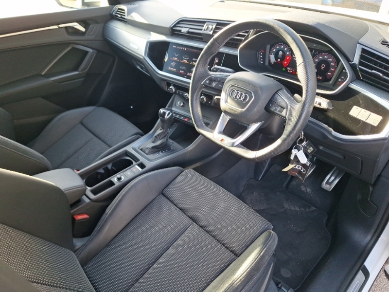 Used Audi Q3 2022 for sale - 76726465: Photo 10