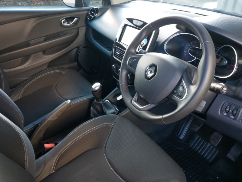 Used Renault Clio 2018 for sale - 76925162: Photo 10