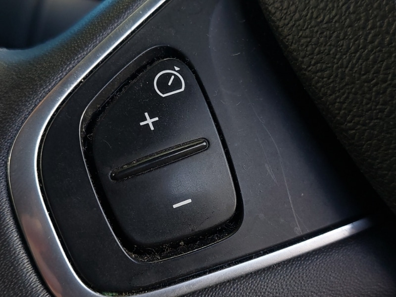 Used Renault Clio 2018 for sale - 76925162: Photo 12