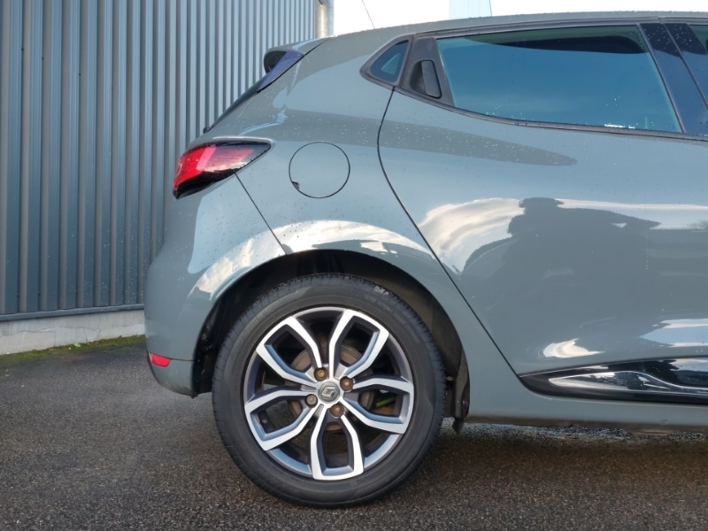 Used Renault Clio 2018 for sale - 76925162: Photo 19