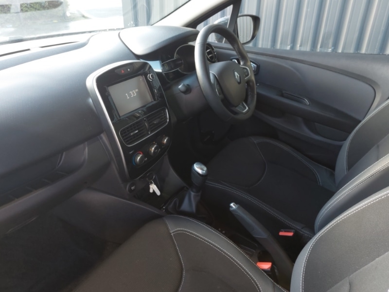 Used Renault Clio 2018 for sale - 76925162: Photo 5
