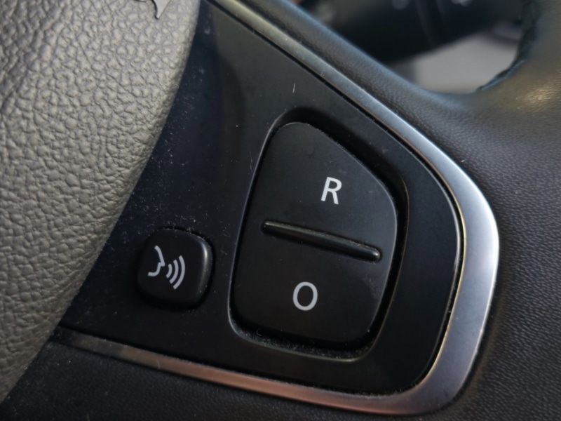 Used Renault Clio 2018 for sale - 76925162: Photo 9