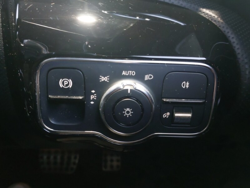 Used Mercedes-Benz A-Class 2019 for sale - 77466365: Photo 17