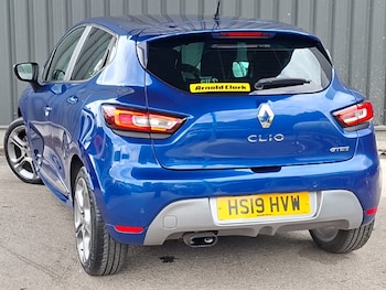 Used Renault Clio 2019 for sale - 79356316: Photo