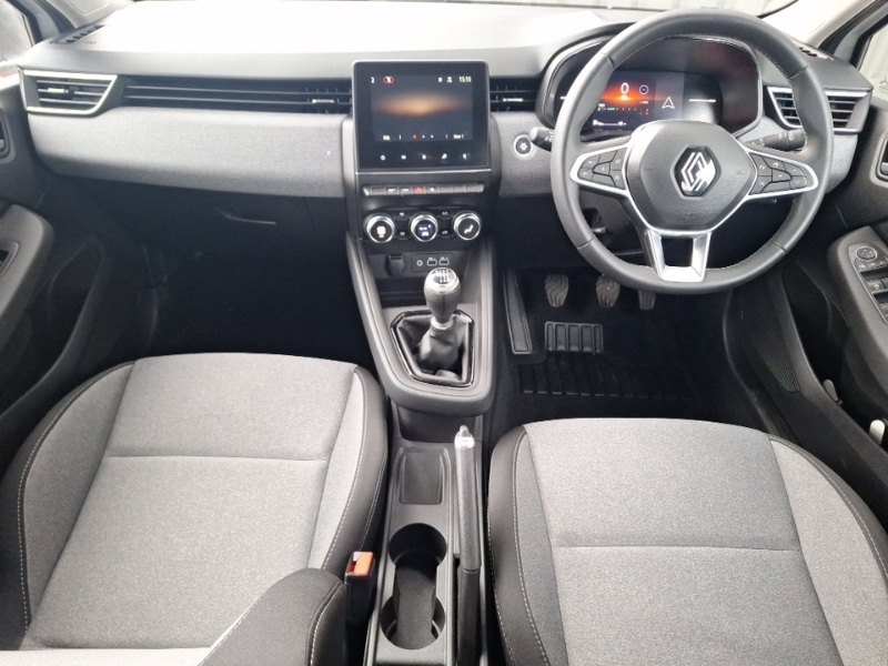 Used Renault Clio 2024 for sale - 78065716: Photo 2