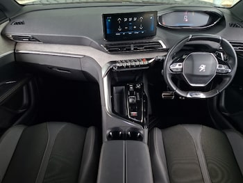 Used Peugeot 5008 2023 for sale - 79382689: Photo