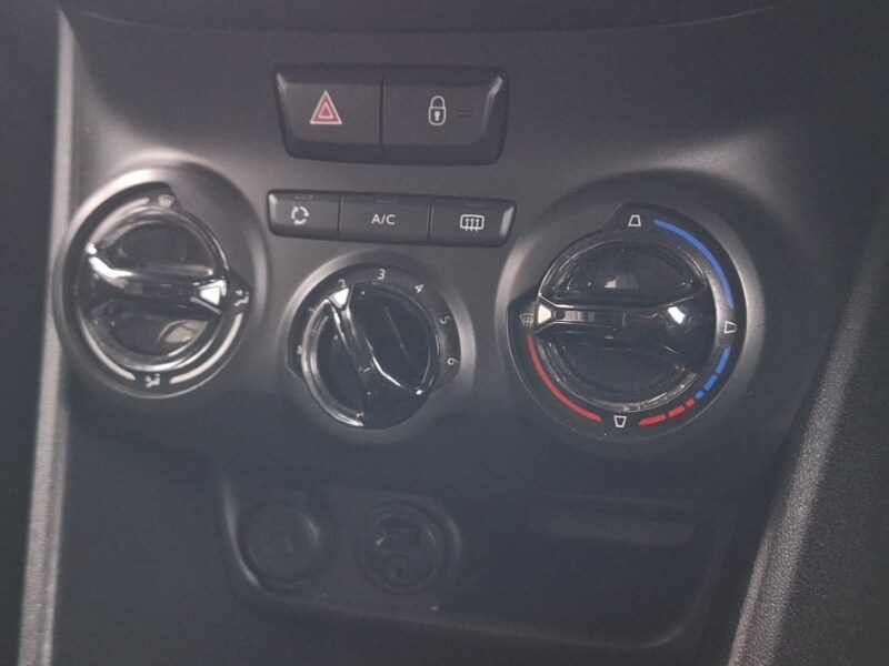 Used Peugeot 208 2016 for sale - 77047253: Photo 15