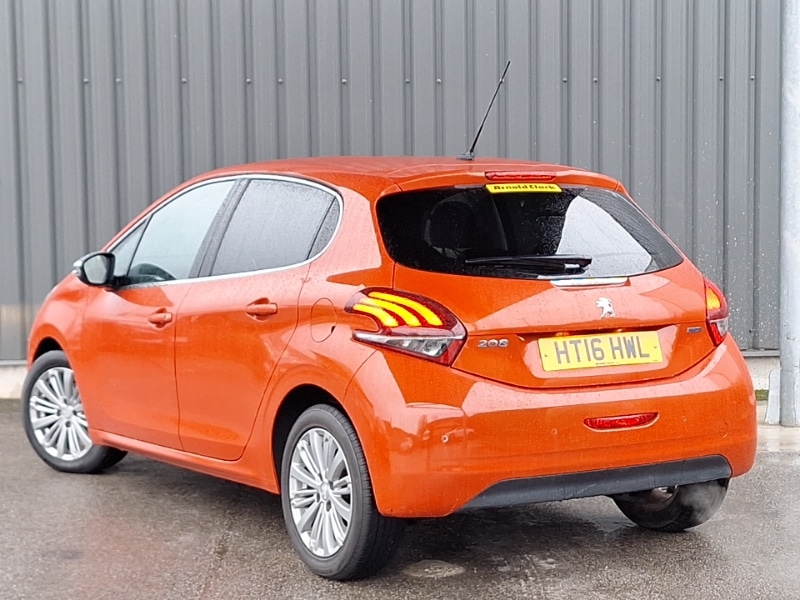 Used Peugeot 208 2016 for sale - 77047253: Photo 3