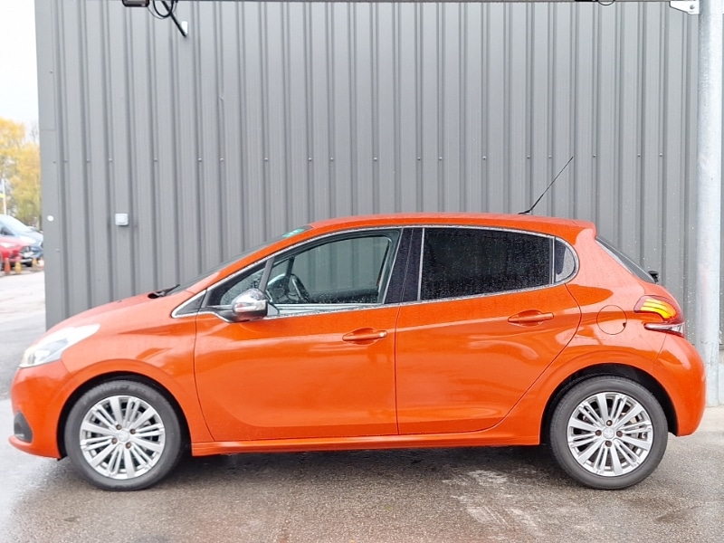 Used Peugeot 208 2016 for sale - 77047253: Photo 4