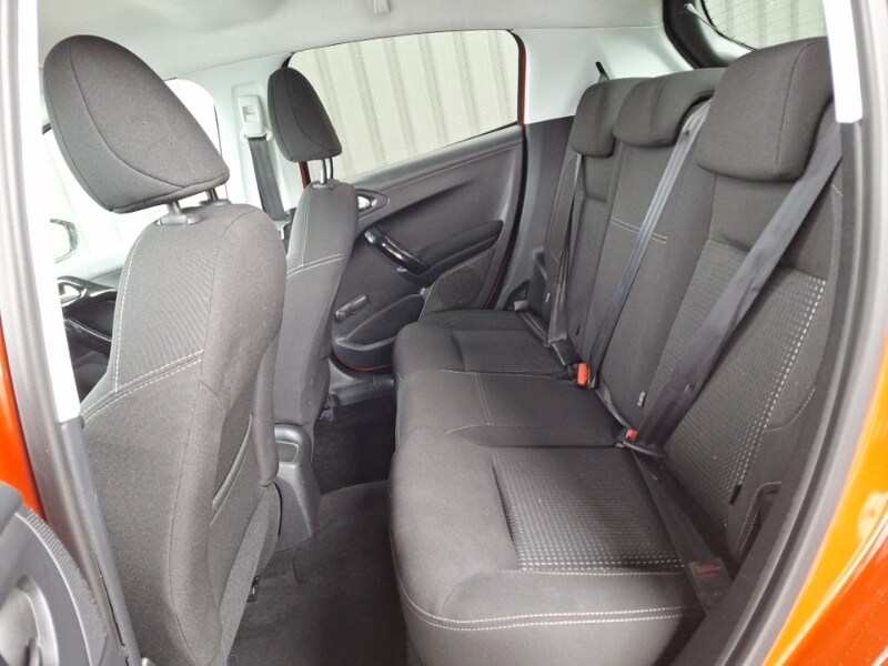 Used Peugeot 208 2016 for sale - 77047253: Photo 6
