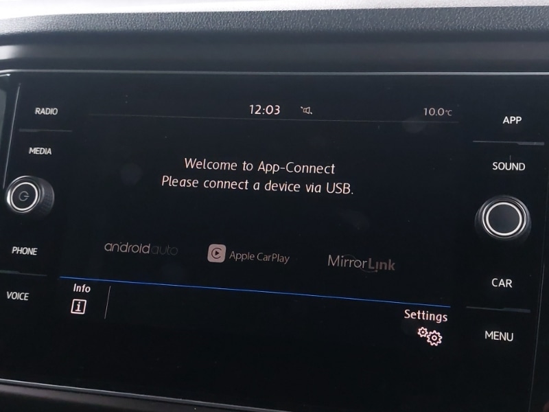 Used Volkswagen T-Roc 2018 for sale - 76983311: Photo 18