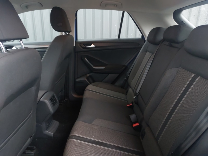 Used Volkswagen T-Roc 2018 for sale - 76983311: Photo 6