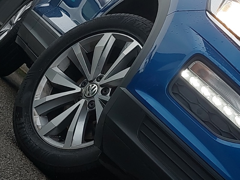 Used Volkswagen T-Roc 2018 for sale - 76983311: Photo 9