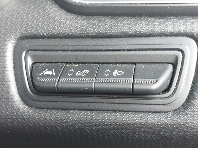 Used Renault Clio 2020 for sale - 78033077: Photo 17