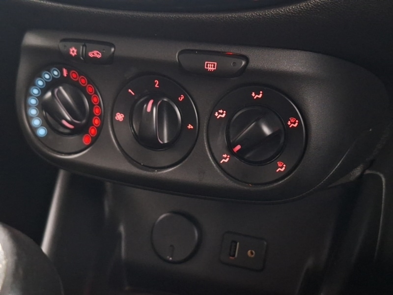 Used Vauxhall Corsa 2015 for sale - 77019805: Photo 18