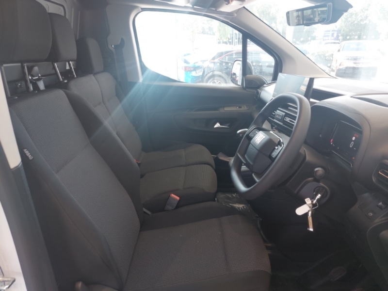 Used Fiat Doblo 2024 for sale - 76160832: Photo 2