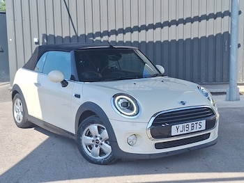 Used MINI Convertible 2019 for sale - 78700424: Photo
