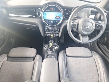 Used MINI Hatch 2023 for sale - 78940925: Photo