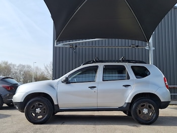 Used Dacia Duster 2017 for sale - 77947876: Photo