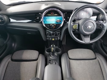 Used MINI Hatch 2023 for sale - 78976884: Photo