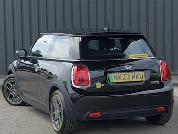 Used MINI Hatch 2023 for sale - 78976884: Photo