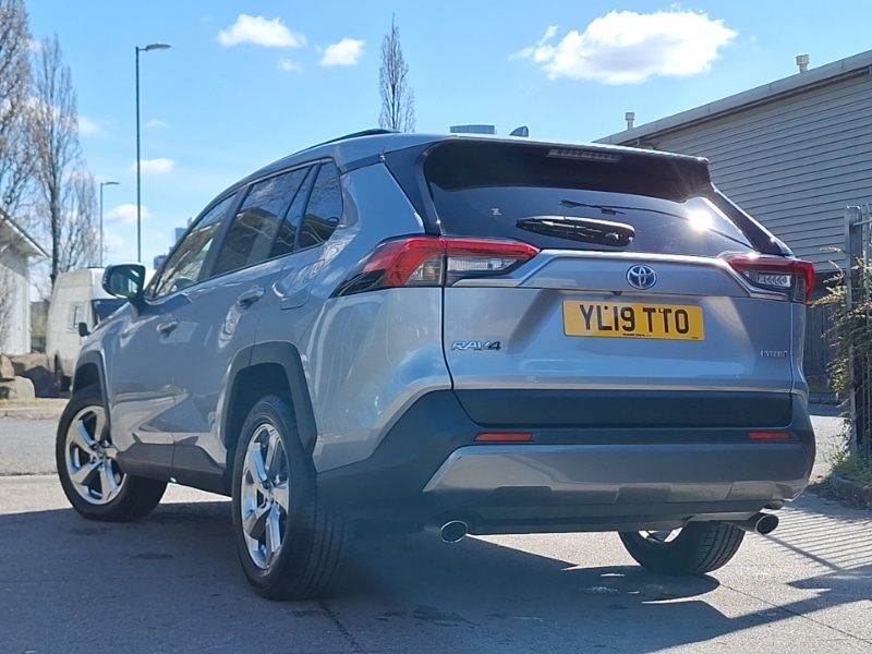 Used Toyota RAV4 2019 for sale - 78113573: Photo 3