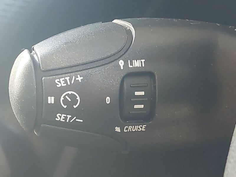 Used Peugeot 208 2018 for sale - 77750873: Photo 18