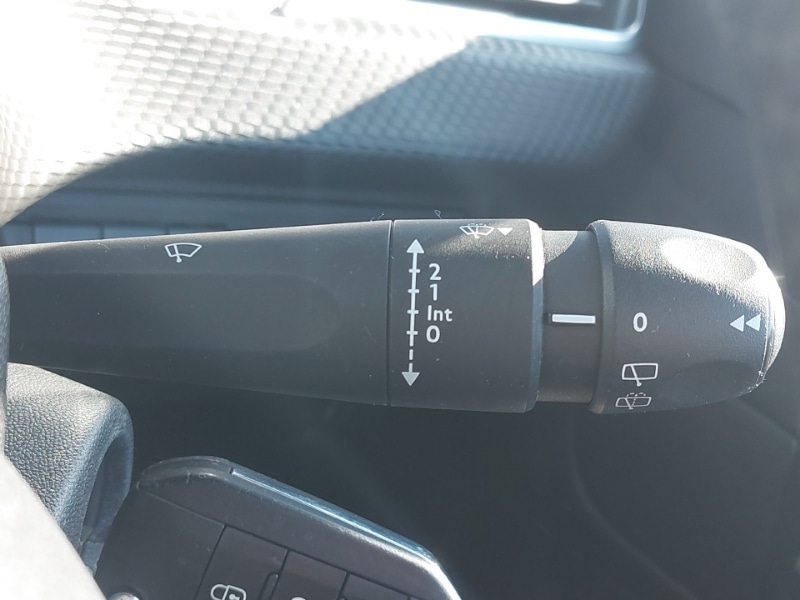 Used Peugeot 208 2018 for sale - 77750873: Photo 19