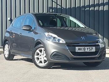 Used Peugeot 208 2018 for sale - 77750873: Photo