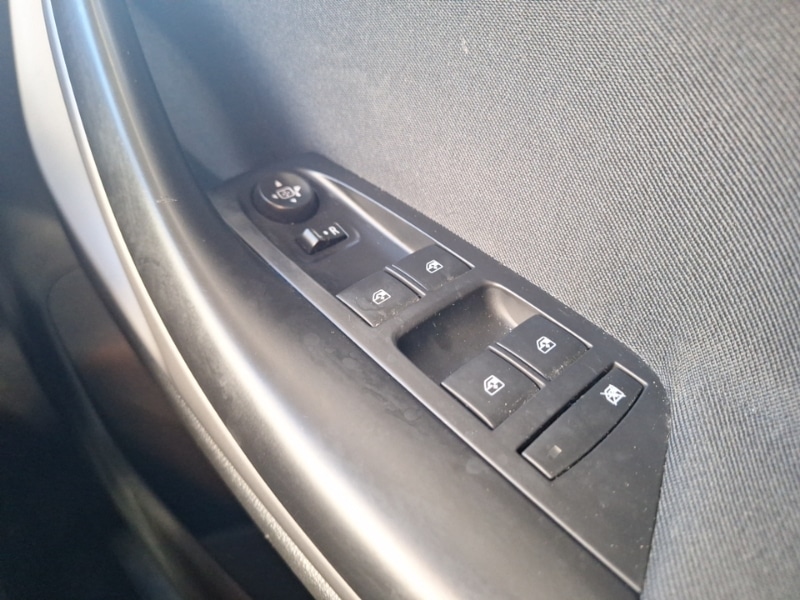 Used Vauxhall Astra 2020 for sale - 77352343: Photo 19