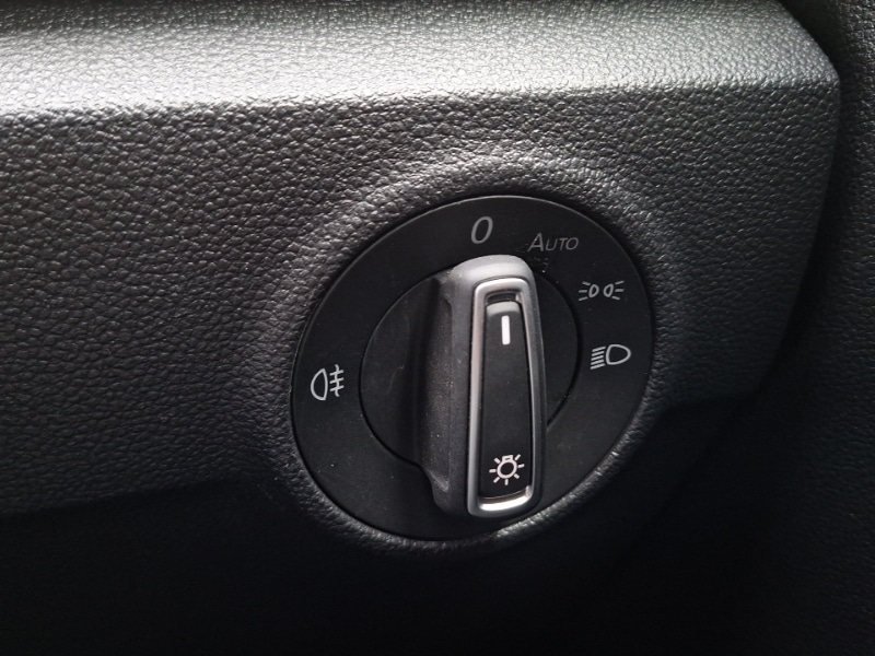 Used Volkswagen T-Roc 2019 for sale - 76602646: Photo 17