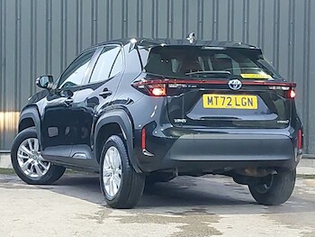 Used Toyota Yaris Cross 2023 for sale - 77610988: Photo