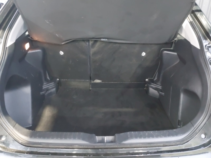 Used Toyota Yaris Cross 2023 for sale - 77610988: Photo 8