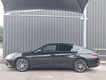 Used Lexus ES 2023 for sale - 76427541: Photo