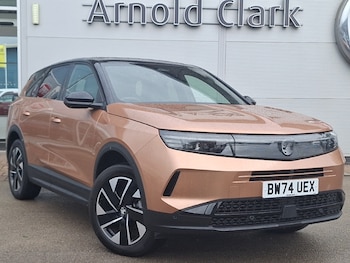 2025 - 1.2 Hybrid [136] Ultimate 5dr e-DCT6 [Pan Roof]