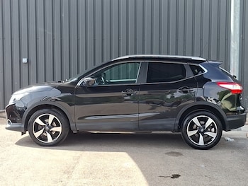 Used Nissan Qashqai 2017 for sale - 79144155: Photo