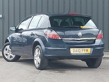 Used Vauxhall Astra 2010 for sale - 78013104: Photo