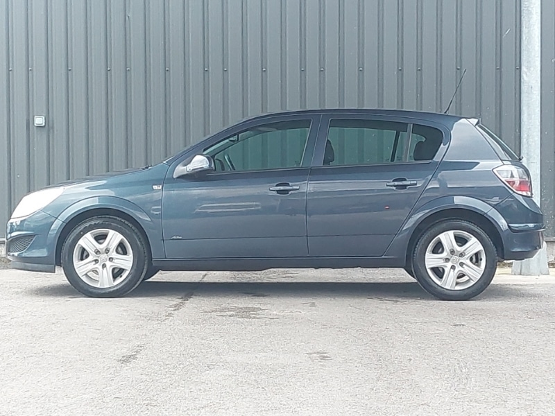 Used Vauxhall Astra 2010 for sale - 78013104: Photo 4