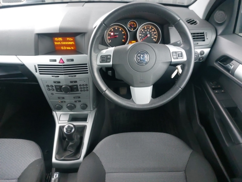 Used Vauxhall Astra 2010 for sale - 78013104: Photo 7