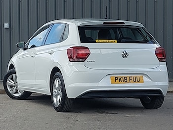Used Volkswagen Polo 2018 for sale - 78511122: Photo