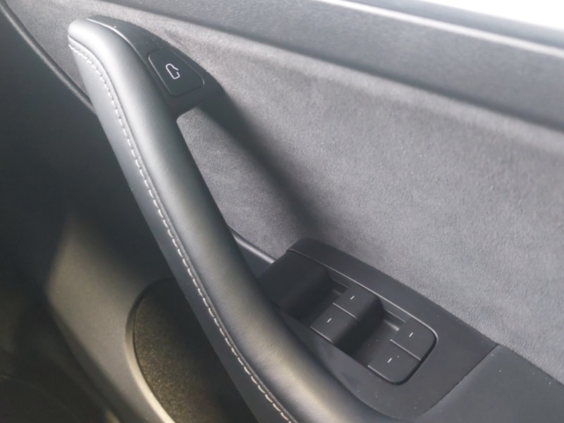 Used Tesla Model Y 2022 for sale - 76493554: Photo 16