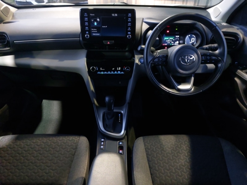 Used Toyota Yaris Cross 2022 for sale - 76456045: Photo 2