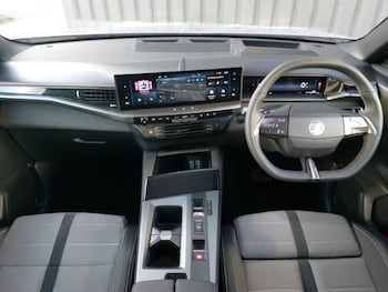 Used Vauxhall Grandland 2025 for sale - 76925170: Photo