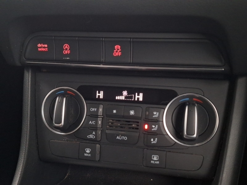 Used Audi Q3 2018 for sale - 76579526: Photo 15