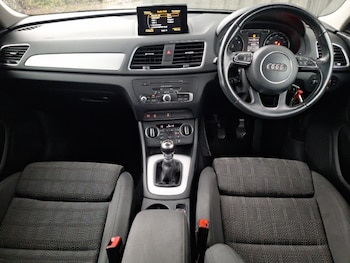 Used Audi Q3 2018 for sale - 76579526: Photo