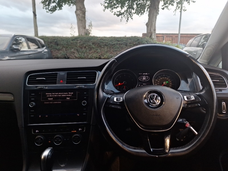 Used Volkswagen Golf 2020 for sale - 77595970: Photo 2