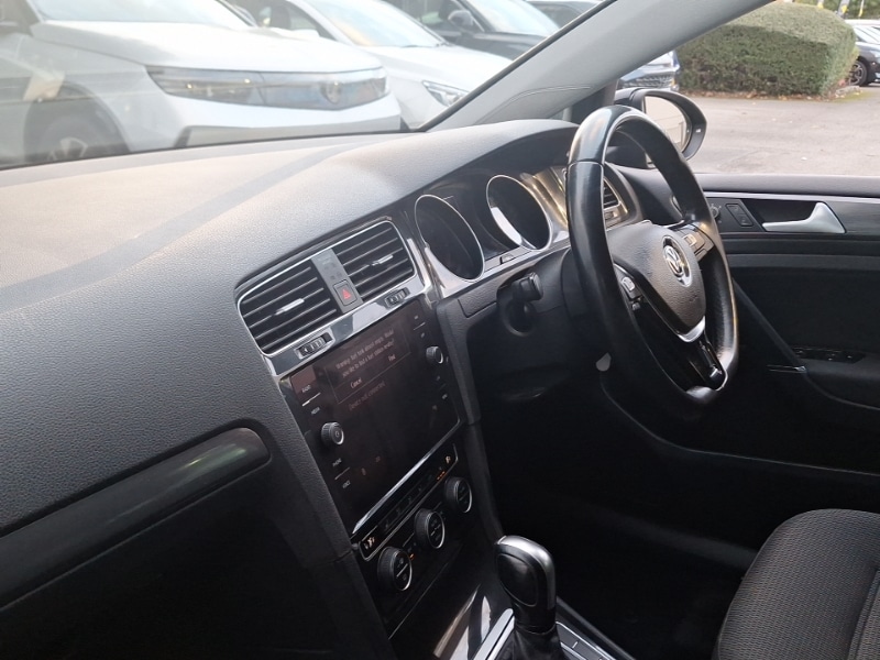 Used Volkswagen Golf 2020 for sale - 77595970: Photo 5