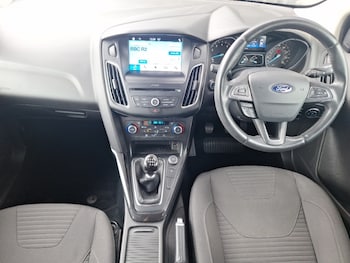 Used Ford Focus 2017 for sale - 79086680: Photo