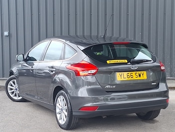 Used Ford Focus 2017 for sale - 79086680: Photo